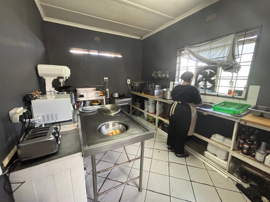 To Let commercial Property for Rent in Howick KwaZulu-Natal