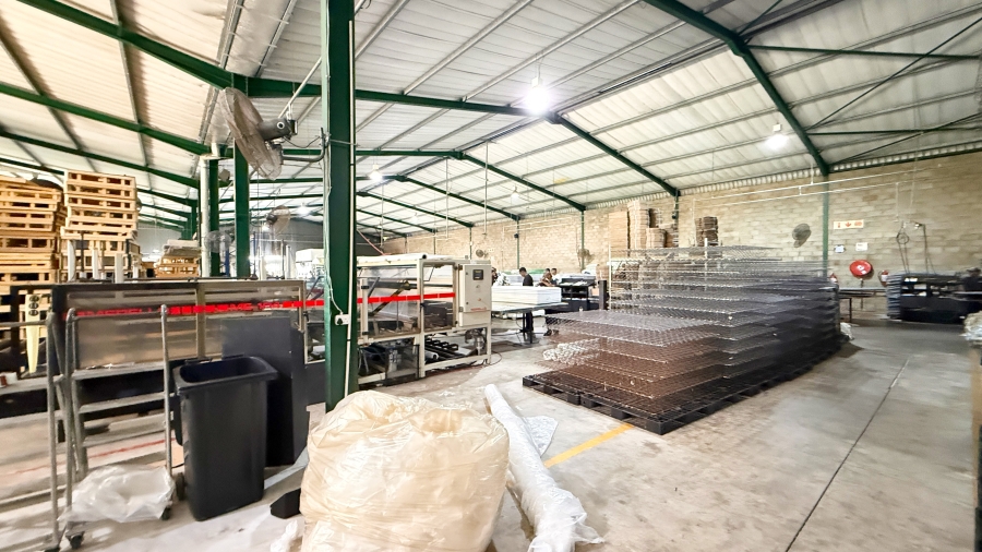 To Let commercial Property for Rent in Briardene KwaZulu-Natal