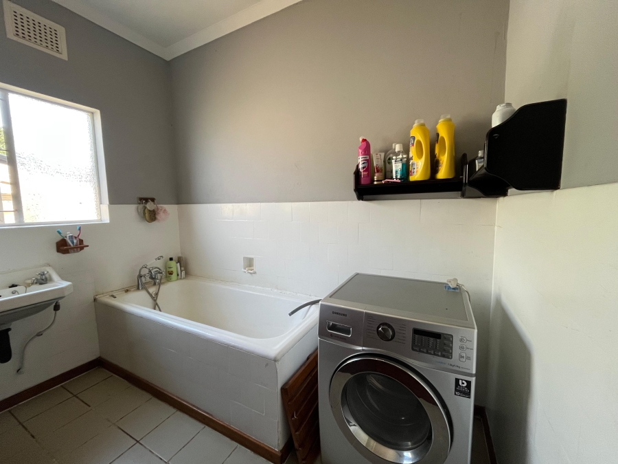 3 Bedroom Property for Sale in Bellair KwaZulu-Natal