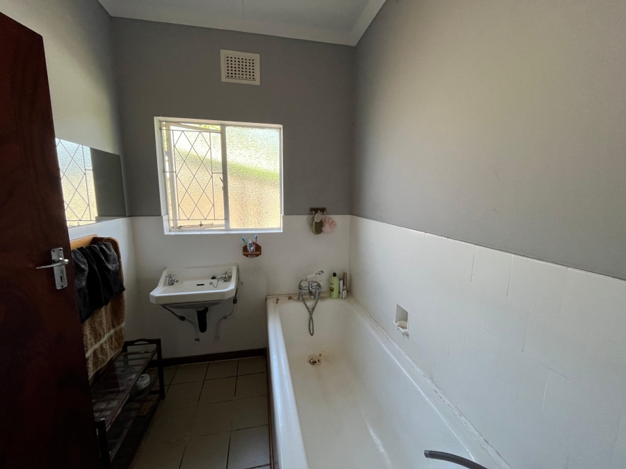 3 Bedroom Property for Sale in Bellair KwaZulu-Natal