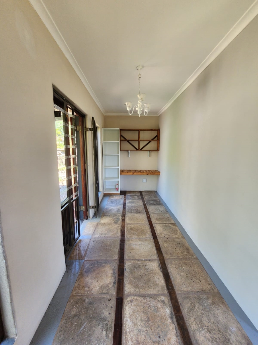 To Let 3 Bedroom Property for Rent in Forest Hills KwaZulu-Natal