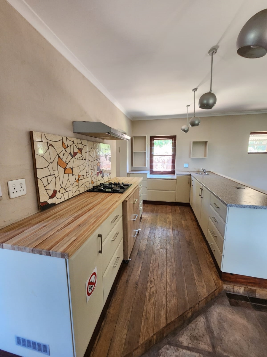 To Let 3 Bedroom Property for Rent in Forest Hills KwaZulu-Natal