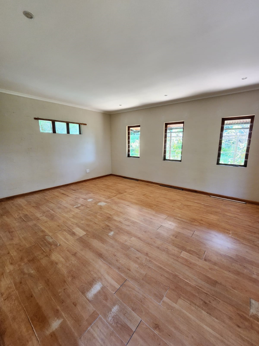 To Let 3 Bedroom Property for Rent in Forest Hills KwaZulu-Natal