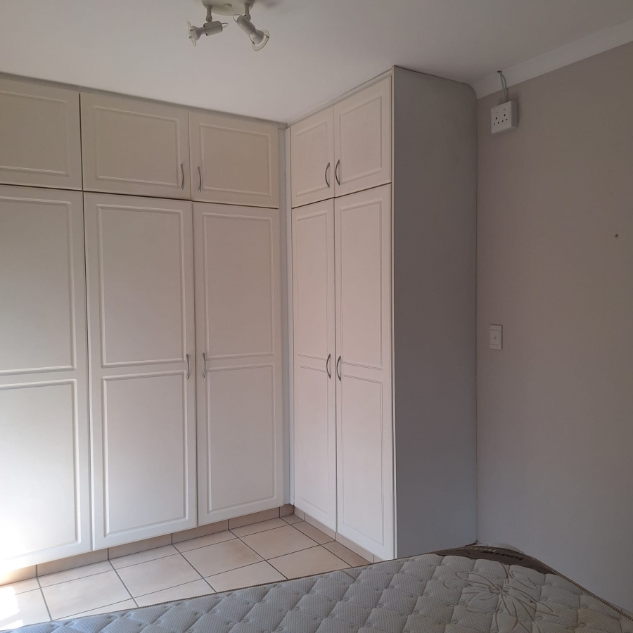1 Bedroom Property for Sale in Dawncliffe KwaZulu-Natal