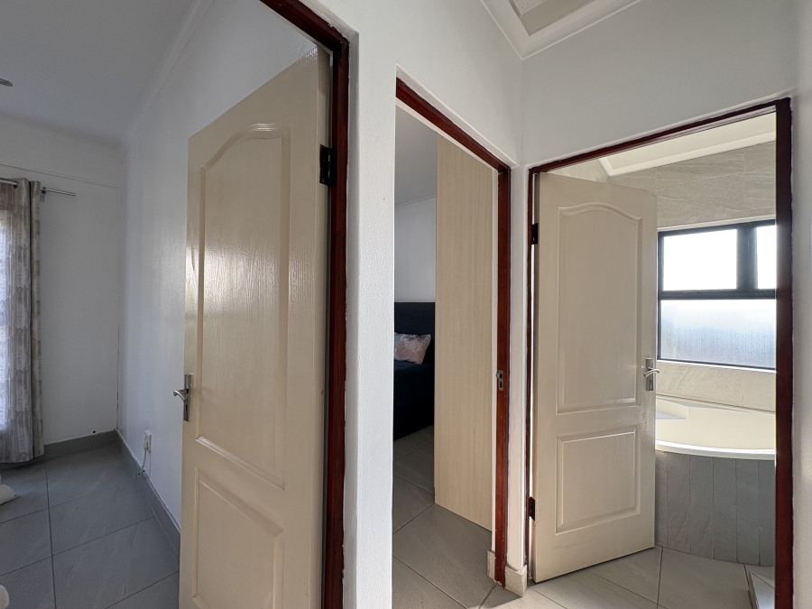 3 Bedroom Property for Sale in Palm Lakes Estate KwaZulu-Natal