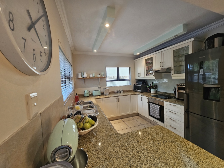 3 Bedroom Property for Sale in Ballito Central KwaZulu-Natal