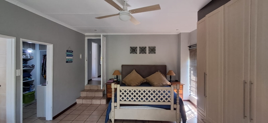 4 Bedroom Property for Sale in Pioneer Park KwaZulu-Natal