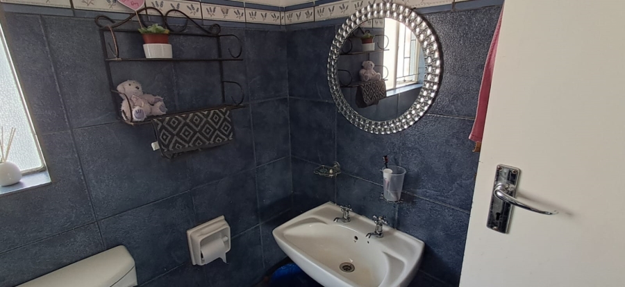 4 Bedroom Property for Sale in Pioneer Park KwaZulu-Natal