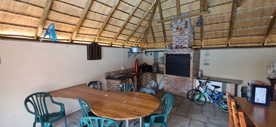 4 Bedroom Property for Sale in Pioneer Park KwaZulu-Natal