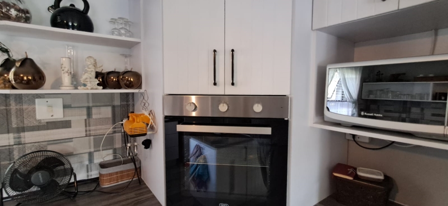 4 Bedroom Property for Sale in Pioneer Park KwaZulu-Natal