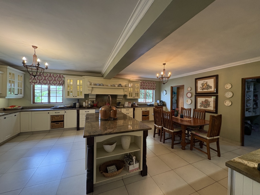 5 Bedroom Property for Sale in Ballito Central KwaZulu-Natal