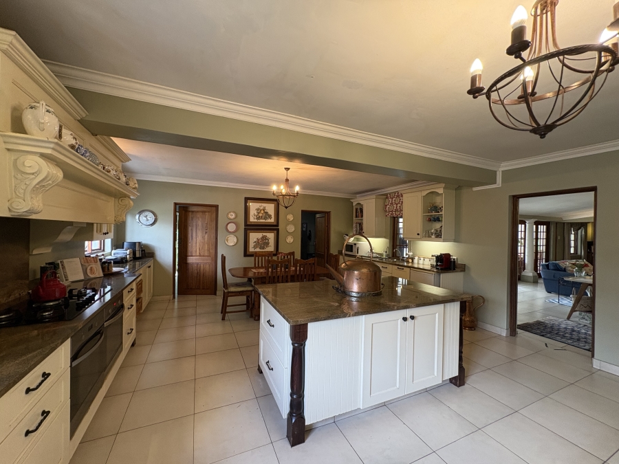 5 Bedroom Property for Sale in Ballito Central KwaZulu-Natal