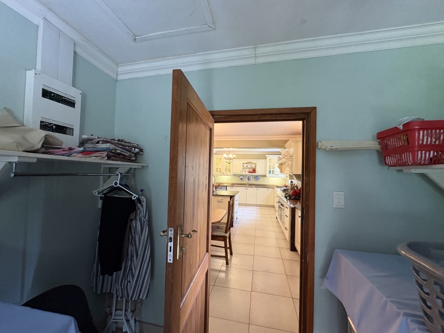 5 Bedroom Property for Sale in Ballito Central KwaZulu-Natal