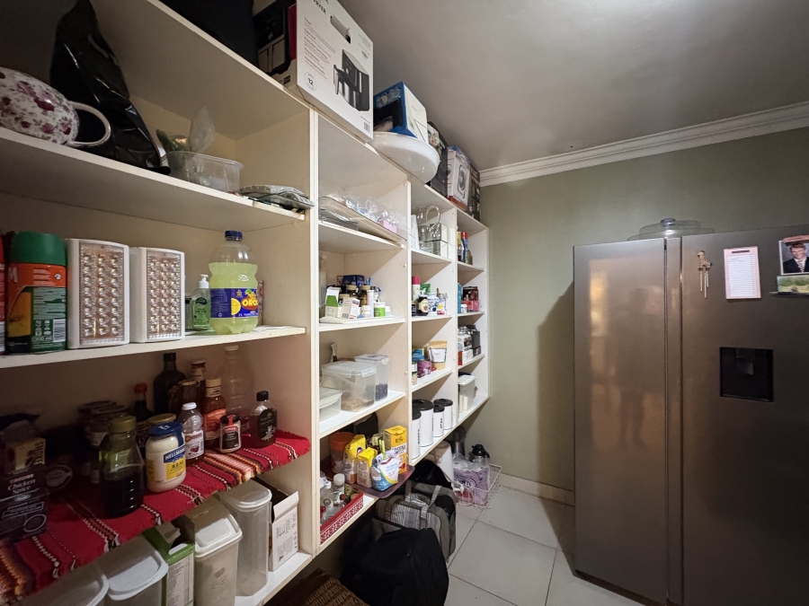 5 Bedroom Property for Sale in Ballito Central KwaZulu-Natal