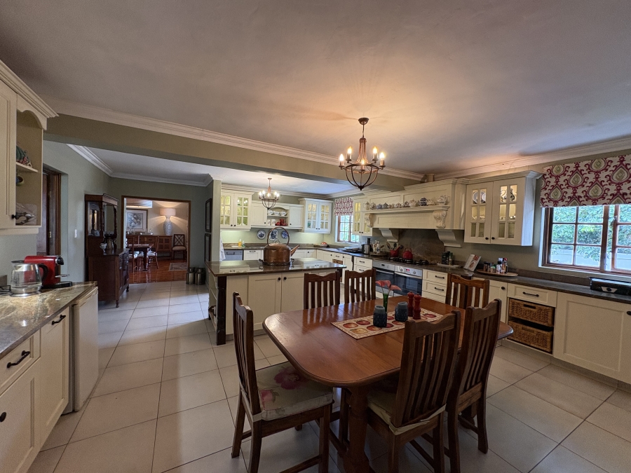 5 Bedroom Property for Sale in Ballito Central KwaZulu-Natal