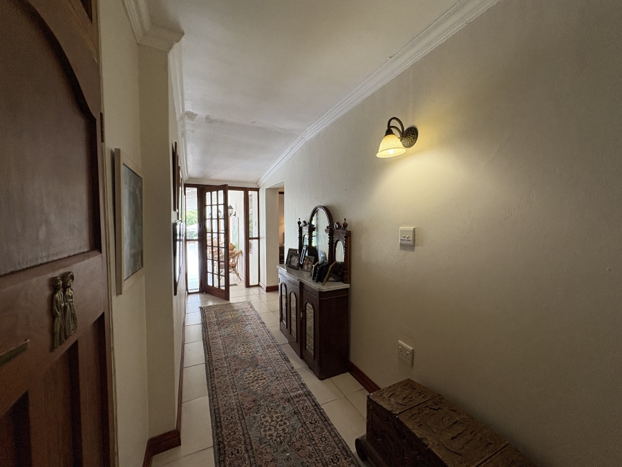 5 Bedroom Property for Sale in Ballito Central KwaZulu-Natal