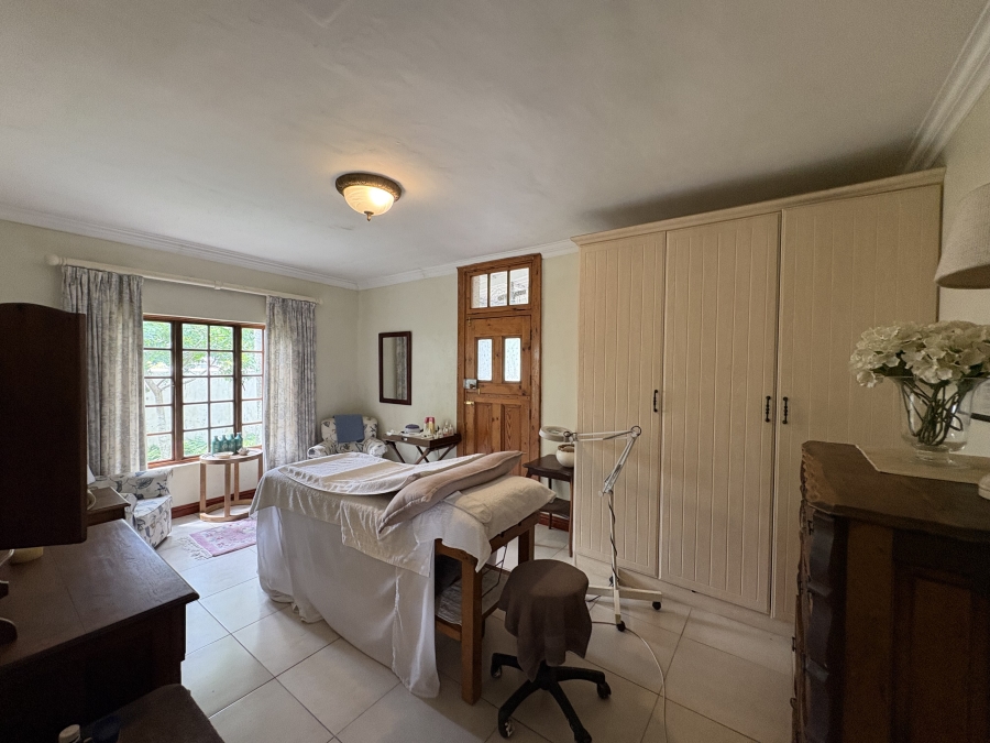 5 Bedroom Property for Sale in Ballito Central KwaZulu-Natal