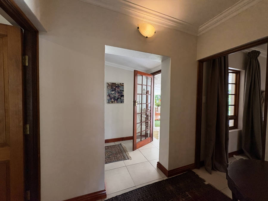 5 Bedroom Property for Sale in Ballito Central KwaZulu-Natal