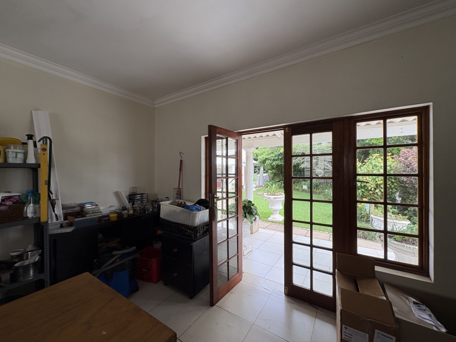 5 Bedroom Property for Sale in Ballito Central KwaZulu-Natal