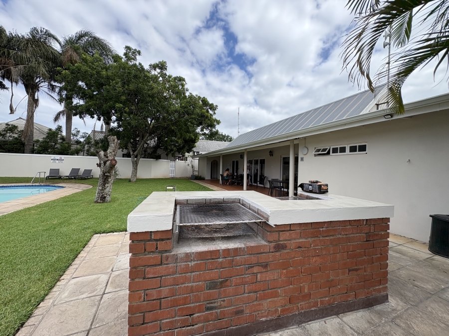 5 Bedroom Property for Sale in Ballito Central KwaZulu-Natal