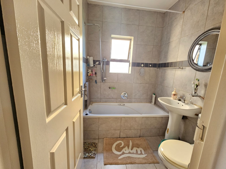 2 Bedroom Property for Sale in Bishopstowe KwaZulu-Natal