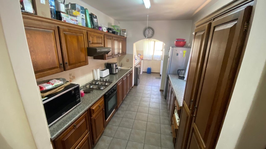 9 Bedroom Property for Sale in Glenmore KwaZulu-Natal