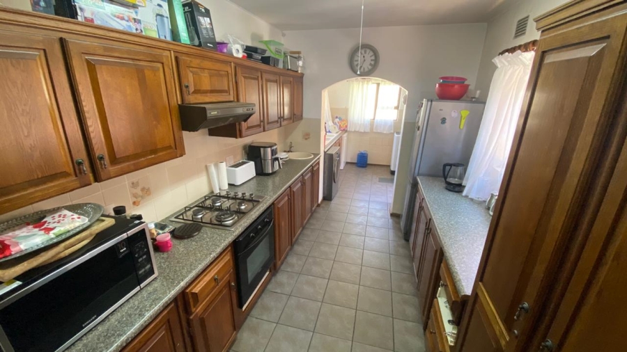 9 Bedroom Property for Sale in Glenmore KwaZulu-Natal