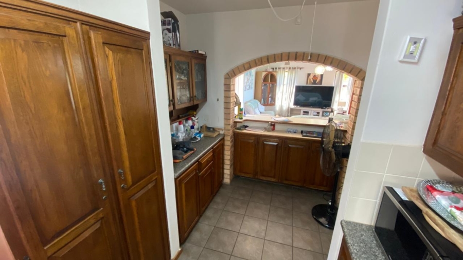 9 Bedroom Property for Sale in Glenmore KwaZulu-Natal