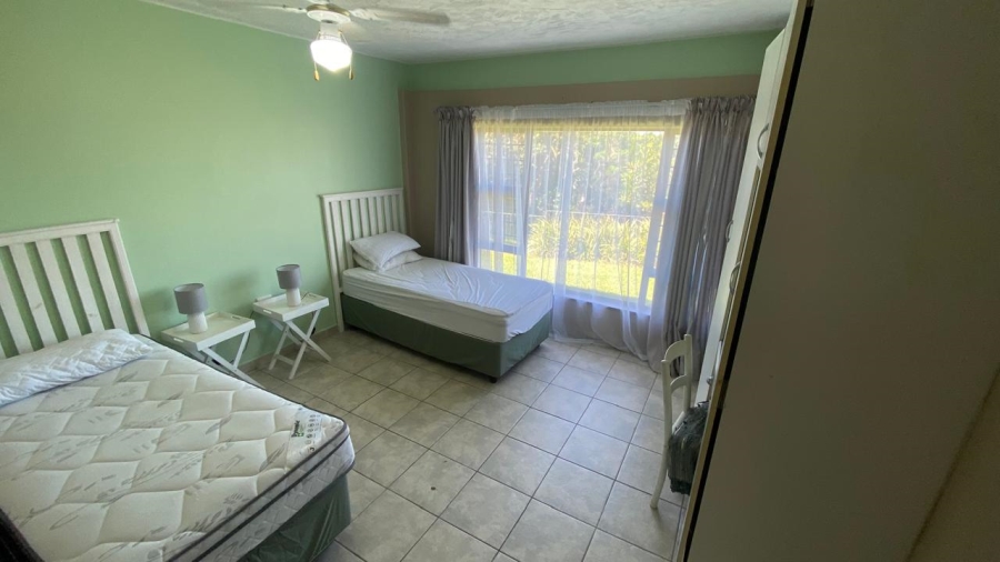 9 Bedroom Property for Sale in Glenmore KwaZulu-Natal