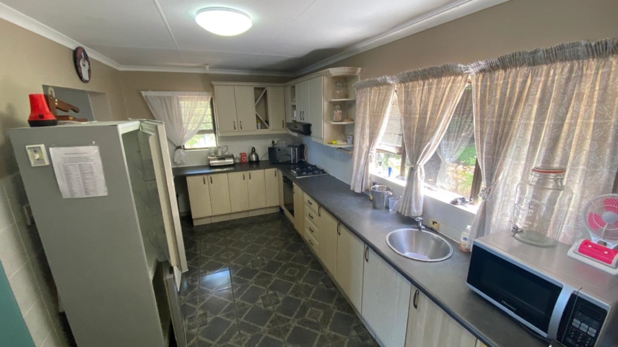 9 Bedroom Property for Sale in Glenmore KwaZulu-Natal