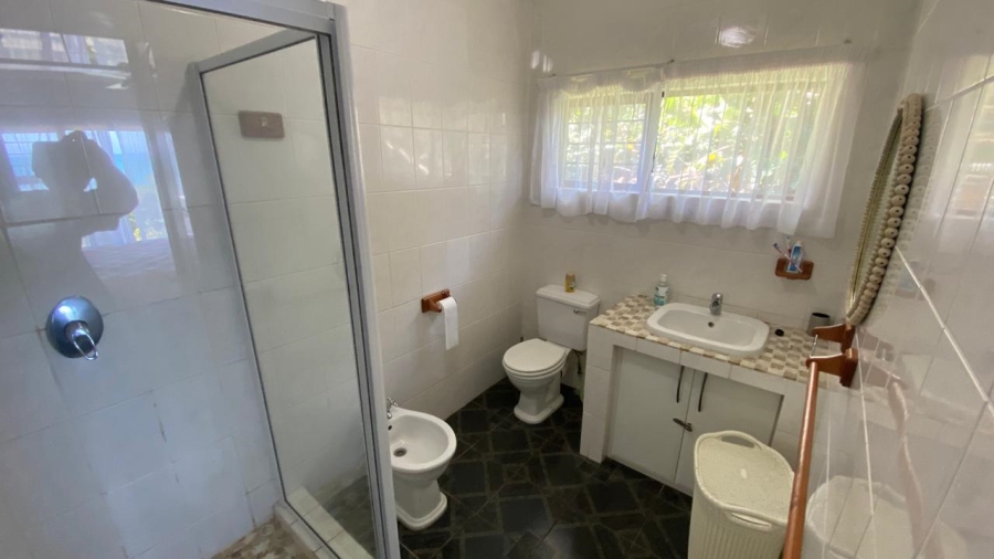 9 Bedroom Property for Sale in Glenmore KwaZulu-Natal