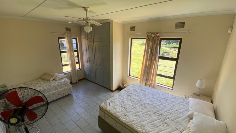 9 Bedroom Property for Sale in Glenmore KwaZulu-Natal