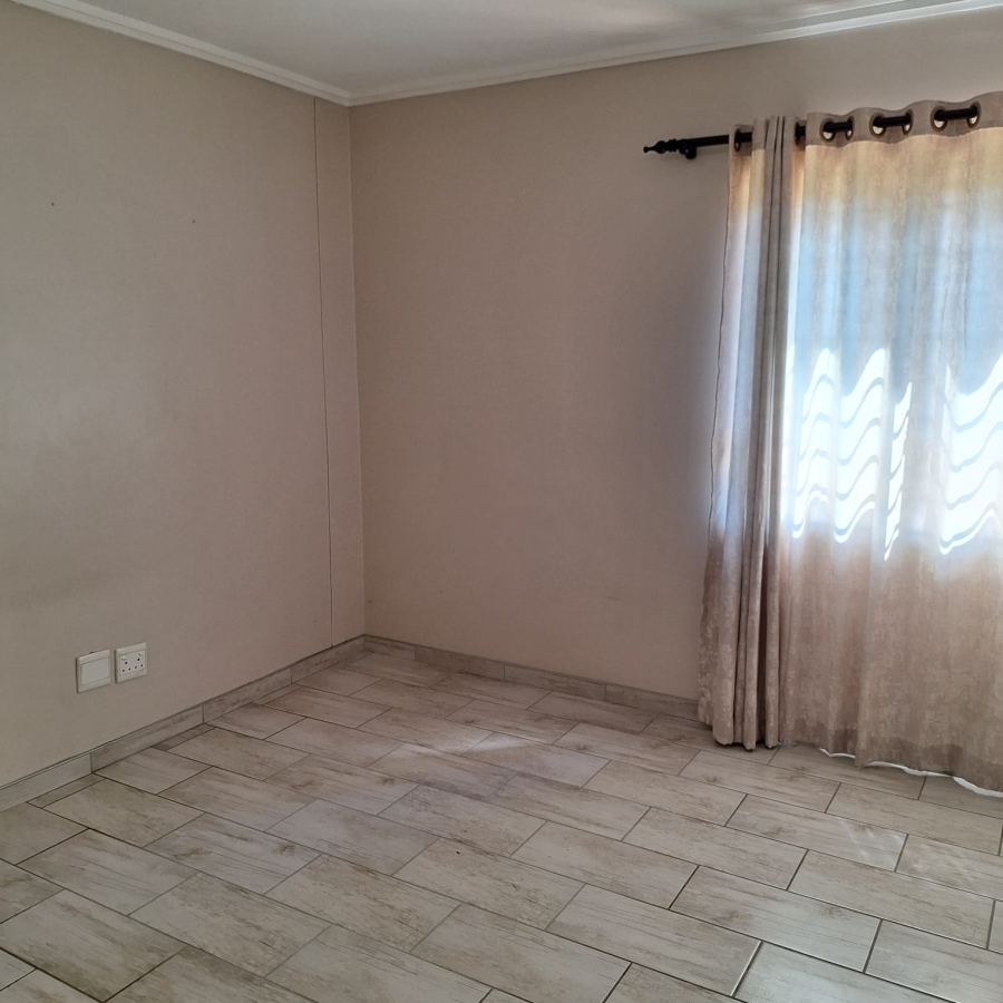 2 Bedroom Property for Sale in Sherwood KwaZulu-Natal