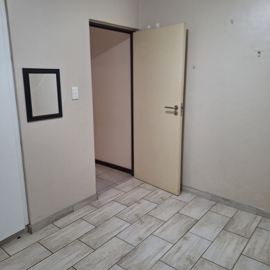 2 Bedroom Property for Sale in Sherwood KwaZulu-Natal