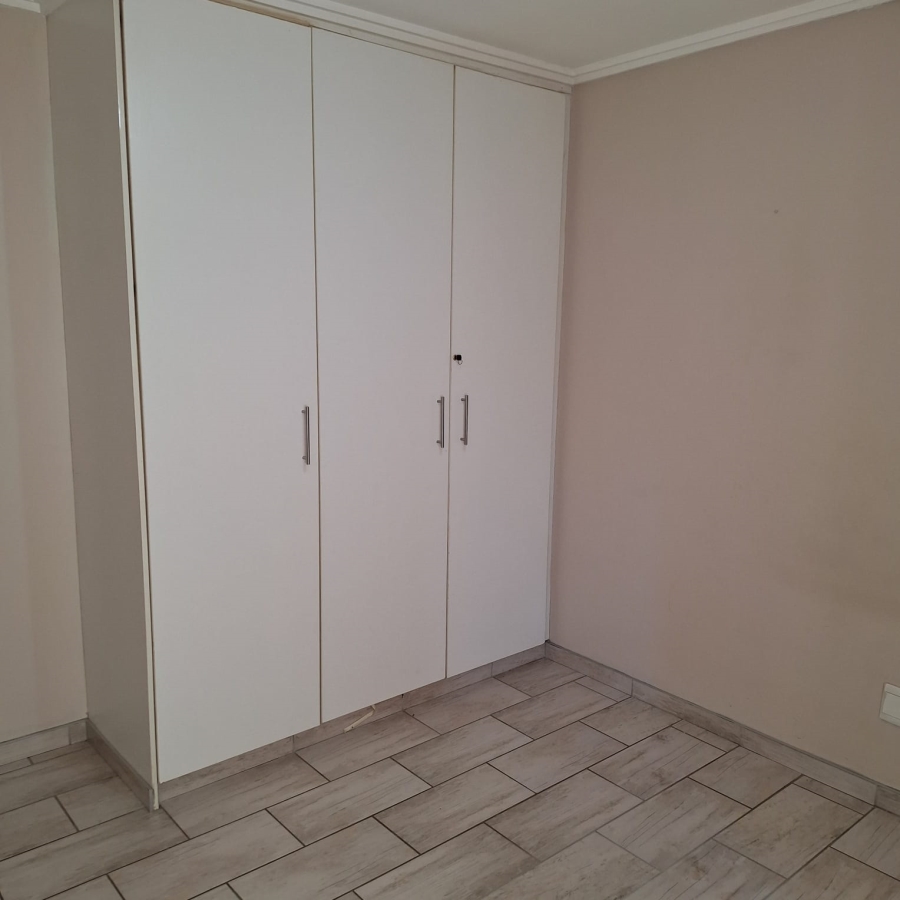 2 Bedroom Property for Sale in Sherwood KwaZulu-Natal
