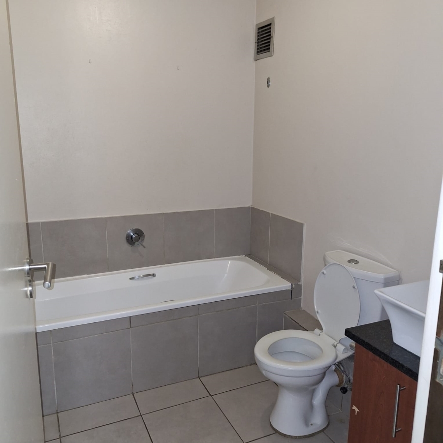 2 Bedroom Property for Sale in Sherwood KwaZulu-Natal