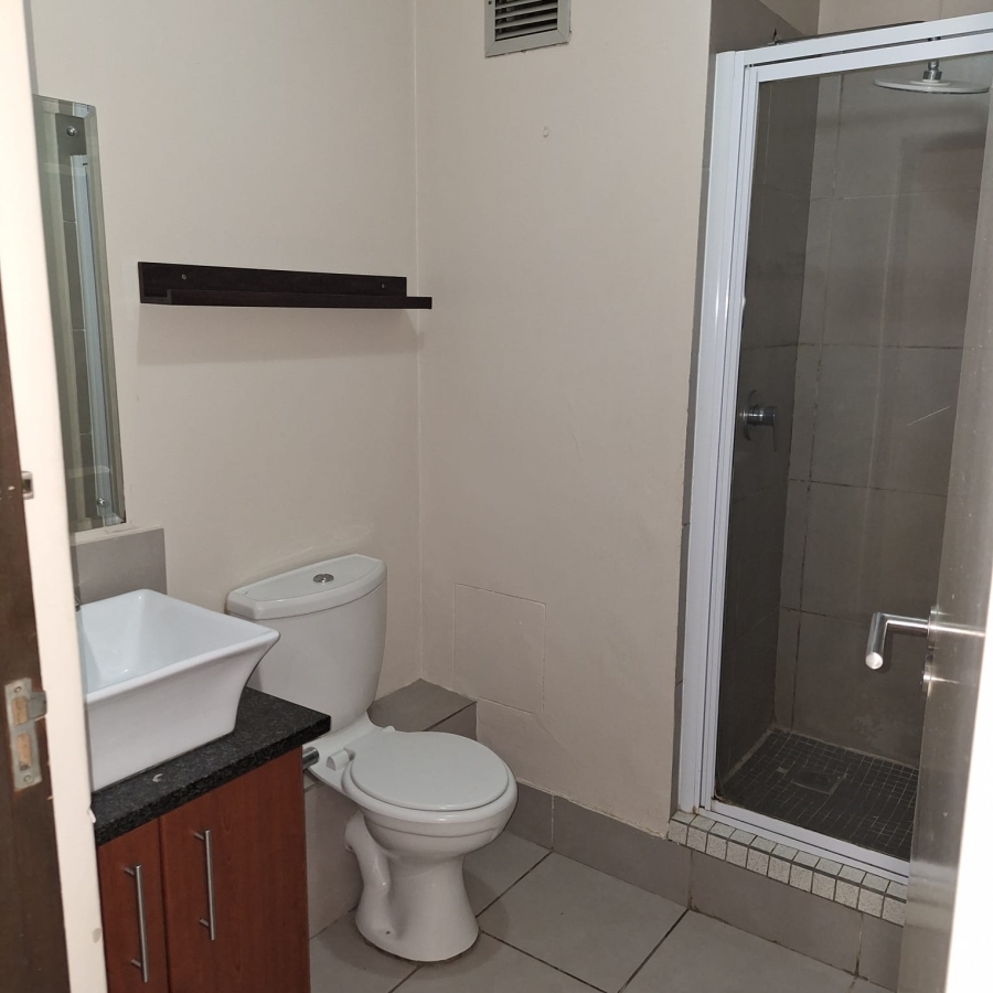 2 Bedroom Property for Sale in Sherwood KwaZulu-Natal