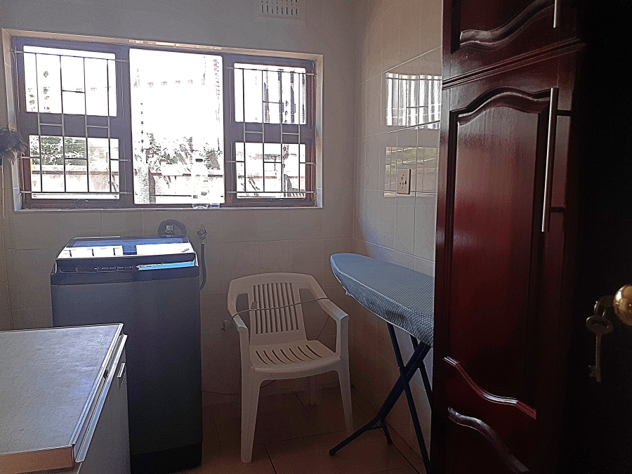 4 Bedroom Property for Sale in Amanzimtoti KwaZulu-Natal