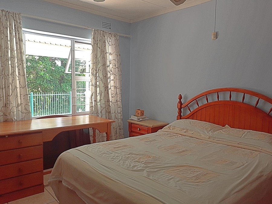 4 Bedroom Property for Sale in Amanzimtoti KwaZulu-Natal