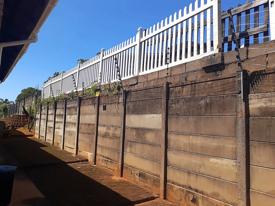 4 Bedroom Property for Sale in Amanzimtoti KwaZulu-Natal