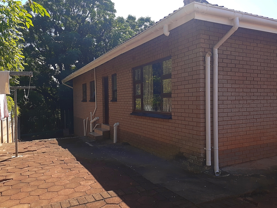 4 Bedroom Property for Sale in Amanzimtoti KwaZulu-Natal