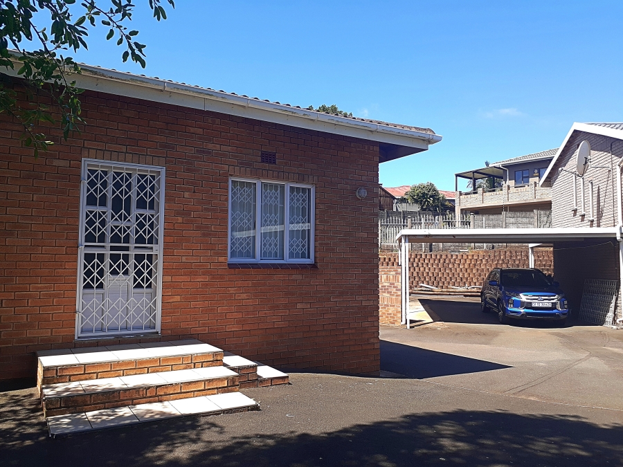 4 Bedroom Property for Sale in Amanzimtoti KwaZulu-Natal