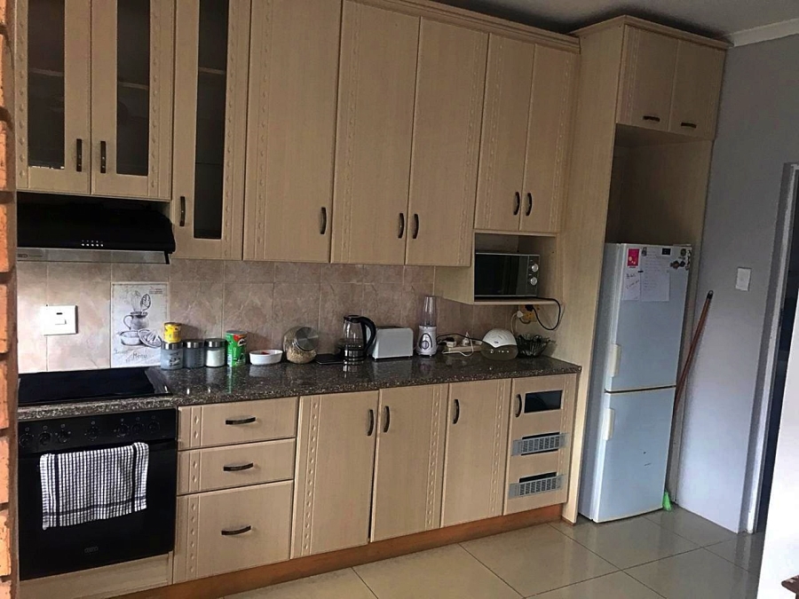 4 Bedroom Property for Sale in Amanzimtoti KwaZulu-Natal