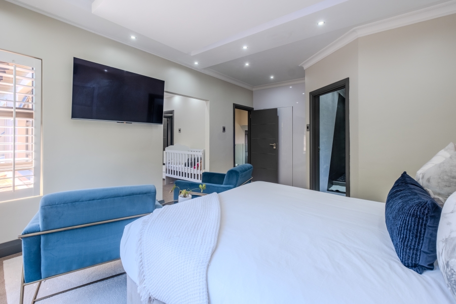 4 Bedroom Property for Sale in La Lucia KwaZulu-Natal