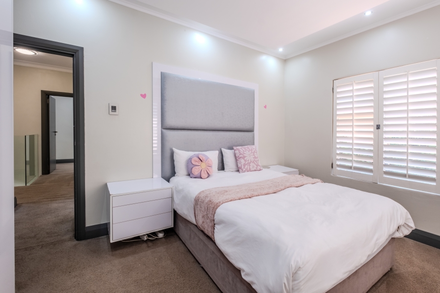 4 Bedroom Property for Sale in La Lucia KwaZulu-Natal