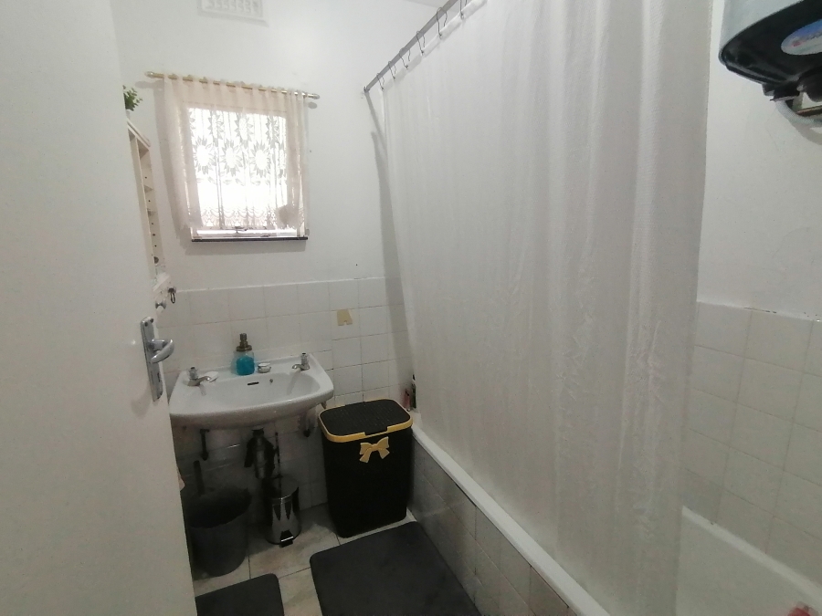 3 Bedroom Property for Sale in Pinelands KwaZulu-Natal