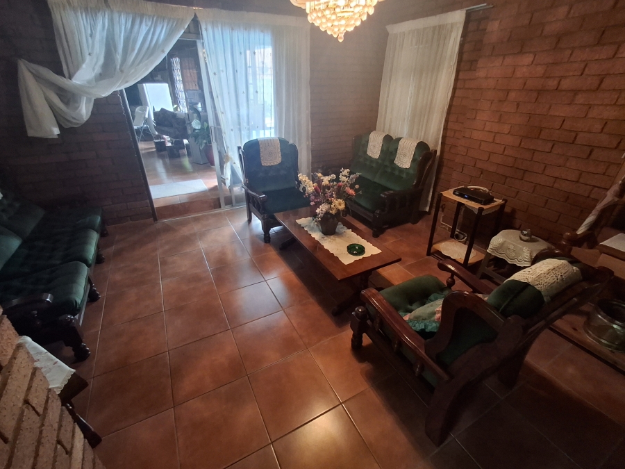 3 Bedroom Property for Sale in Pioneer Park KwaZulu-Natal