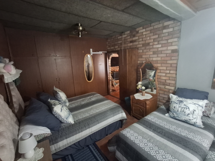 3 Bedroom Property for Sale in Pioneer Park KwaZulu-Natal