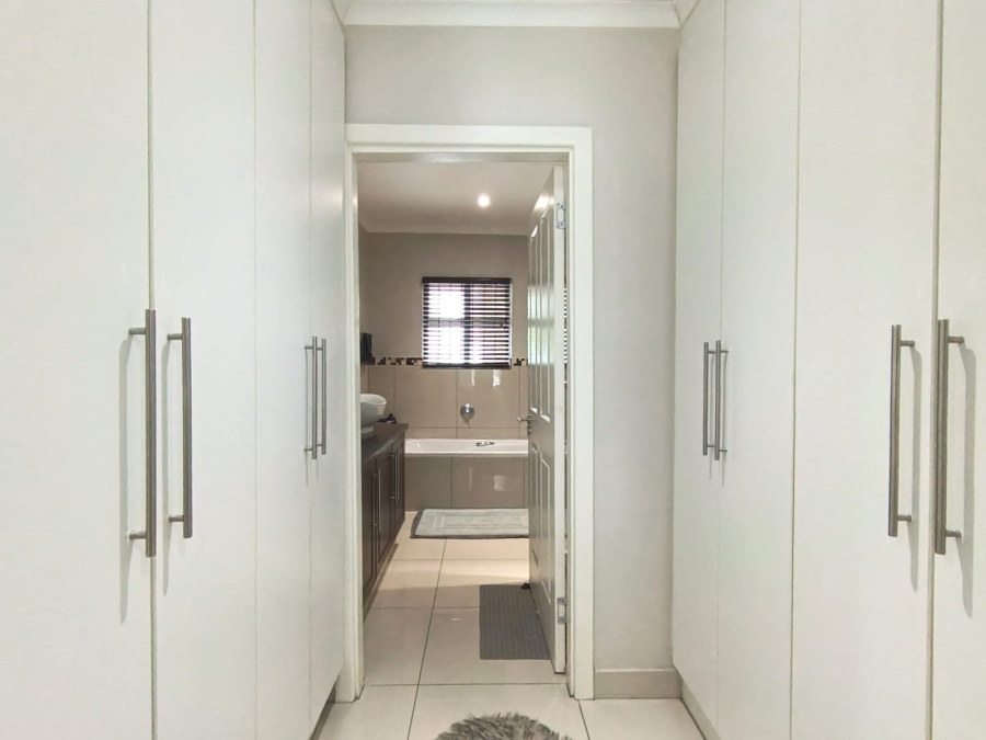 3 Bedroom Property for Sale in Shortens Country Estate KwaZulu-Natal