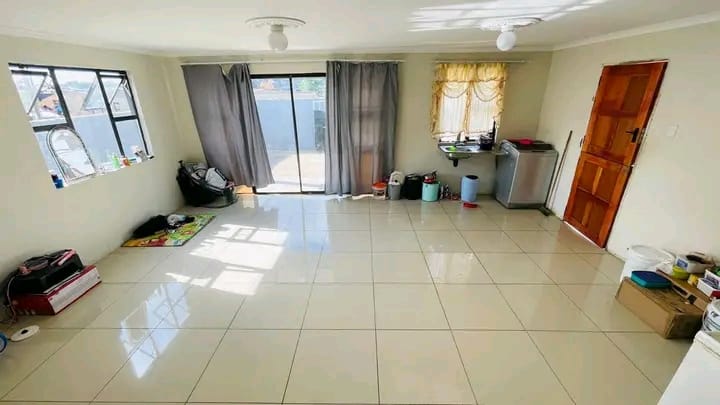 3 Bedroom Property for Sale in Kwamashu KwaZulu-Natal
